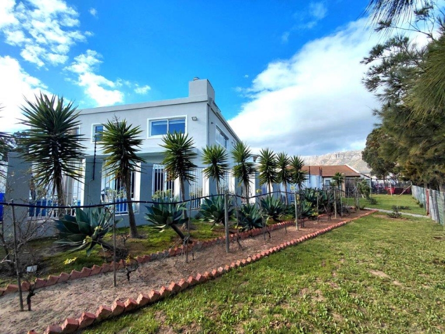 4 Bedroom Property for Sale in Fairview Golf Estate Western Cape